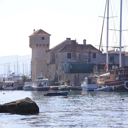 With A Parking Space Kastel Gomilica, - 22714